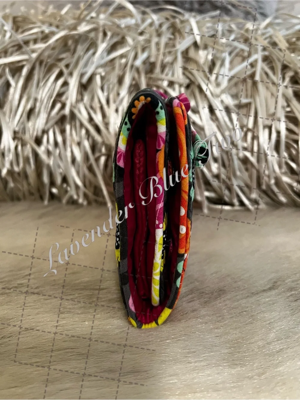 VERA BRADLEY Ziggy Zinnia  2014 All Wrapped Up Jewlery Roll Case  Orange Floral